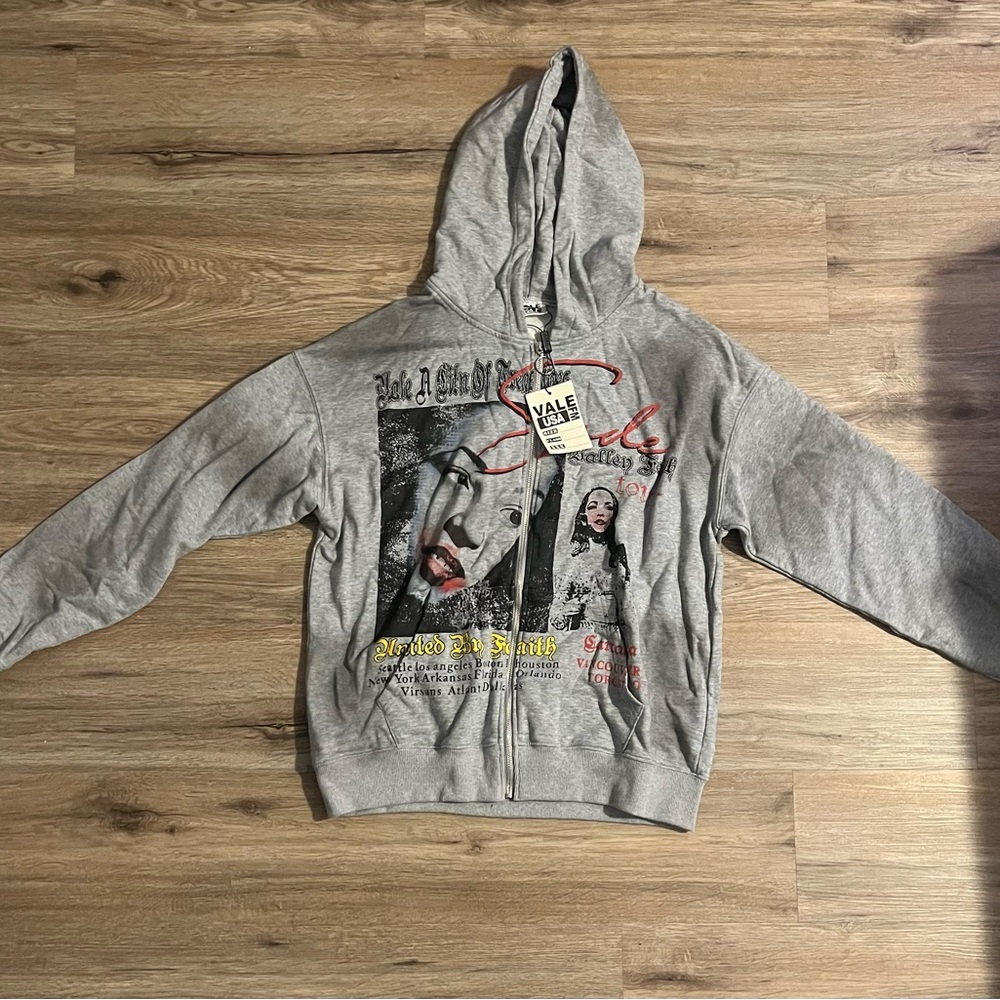 Vale Denim Gray Graphic Zip-Up Hoodie Jacket